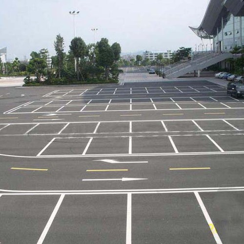 地上停车场